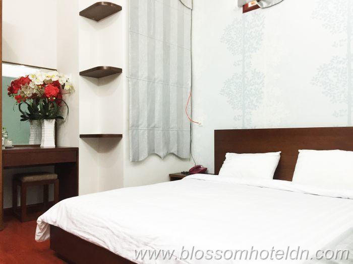 Blossom July Hotel Дананг Екстериор снимка